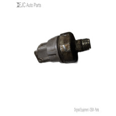 19Y208 Engine Oil Pressure Sensor For 11-16 Toyota Sienna  3.5