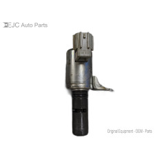 20J121 Variable Valve Timing Solenoid For 17-19 Ford Escape 1.5 CN1G6L713AC 20J121 Variable Valve Timing Solenoid For 17-19 Ford Escape 1.5 CN1G6L713AC