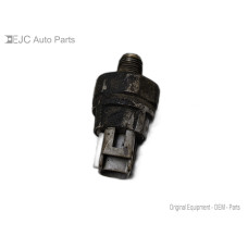 27E232 Engine Oil Pressure Sensor For 06-08 Toyota Rav4  2.4 835300E010