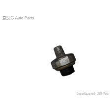30V231 Engine Oil Pressure Sensor For 12-14 Subaru Impreza  2.0 25240KA051