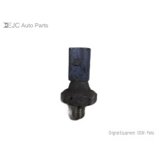 37T020 Engine Oil Pressure Sensor For 10-12 Audi Q5  2.0 261545051