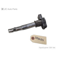 37D024 Ignition Coil Igniter For 06-14 Volkswagen Golf  2.5 07K905715F