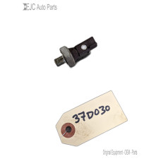37D030 Engine Oil Pressure Sensor For 10-14 Volkswagen Golf  2.5