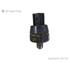 38B033 Engine Oil Pressure Sensor For 10-13 Nissan Altima  2.5