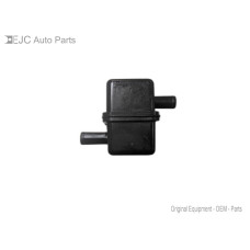 40Q030 Crankcase Vent Valve For 04-06 Toyota Camry LE 2.4