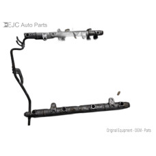 41U133 Fuel Injector Rail For 07-09 Toyota Tundra  4.7