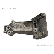 47F013 Motor Mount Bracket For 04-06 Dodge Sprinter 2500  2.7 6122230004