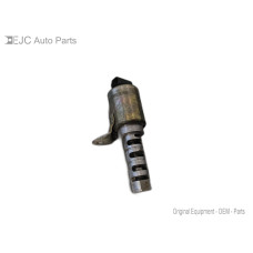 50J110 Variable Valve Timing Solenoid For 13-15 Land Rover LR2 2.0 50J110 Variable Valve Timing Solenoid For 13-15 Land Rover LR2 2.0