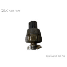 55R033 Engine Oil Pressure Sensor For 08-10 Nissan Rogue s 2.5