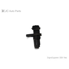 64E031 Camshaft Position Sensor For 14-16 Nissan Rogue  2.5