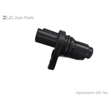 69E033 Camshaft Position Sensor For 09-12 Toyota Rav4  2.5