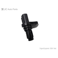 74D023 Camshaft Position Sensor For 13-18 Toyota Rav4  2.5