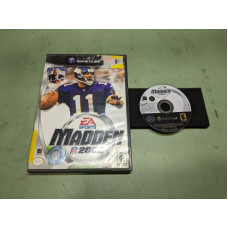 Madden 2002 Nintendo GameCube Disk and Case Madden 2002 Nintendo GameCube Disk and Case