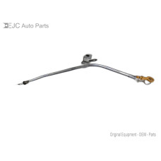 88L011 Engine Oil Dipstick With Tube For 09-15 Nissan Rogue  2.5