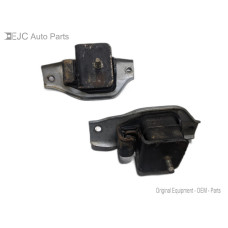 200H016 Motor Mounts Pair For 13-14 Subaru Outback  2.5  FB25