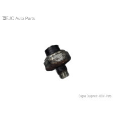 201B038 Engine Oil Pressure Sensor For 13-14 Subaru XV Crosstrek 2.0 25240KA051 FB20 201B038 Engine Oil Pressure Sensor For 13-14 Subaru XV Crosstrek 2.0 25240KA051 FB20