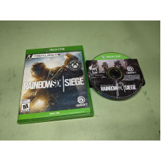 Rainbow Six Siege Microsoft XBoxOne Disk and Case