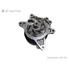 205J001 Water Coolant Pump For 03-08 Toyota Matrix  1.8 1610039415 4WD