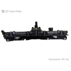204C007 Fuel Rail For 19-23 Toyota Rav4  2.5  FWD