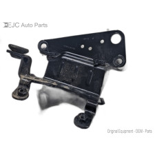 215W110 Vacuum Pump Bracket For 16-21 Jeep Grand Cherokee  3.6 04581957AB 4WD