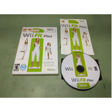 Wii Fit Plus Nintendo Wii Complete in Box