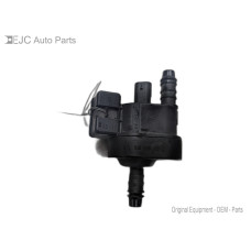218J033 Crankcase Vent Valve For 18-20 Volkswagen Passat  2.0  Turbo