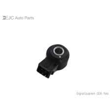 221P015 Knock Detonation Sensor For 09-13 Chrysler  300 AWD 5.7 05033316AA Hemi