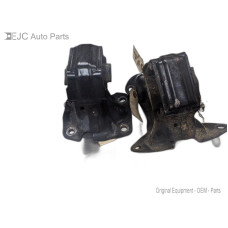 235H003 Motor Mounts Pair For 09-10 Jeep Grand Cherokee  3.7 52090296AF 4wd