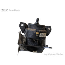 250Z308 Right Motor Mount For 17-18 Chevrolet Silverado 1500  5.3 84175580 4WD