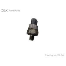 275A230 Engine Oil Pressure Sensor For 08-10 Subaru Impreza  2.5 25240AA060 Gas