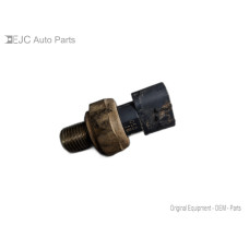 274T335 Engine Oil Pressure Sensor For 04-05 Chevrolet Silverado 3500  6.6  Diesel