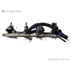 282D110 Fuel Injectors Set With Rail For 14-16 Kia Sportage  2.4 353102G720 Gas