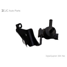 18G122 EVAP Purge Valve For 11-13 Hyundai Elantra  1.8  Gas