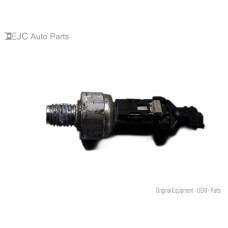 18U238 Engine Oil Pressure Sensor For 22-25 Chevrolet Silverado 1500  2.7  Turbo