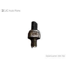 16G122 Engine Oil Pressure Sensor For 14-18 Chevrolet Silverado 1500  4.3 12637356 Gas