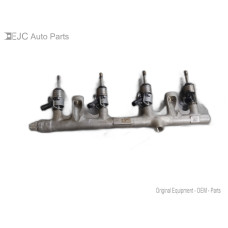 267K107 Fuel Injectors Set With Rail For 21-25 Audi A4  2.0  Turbo