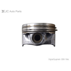 224K301 Piston Standard Size For 17-18 Porsche Macan  2.0 PAC109065B Turbo