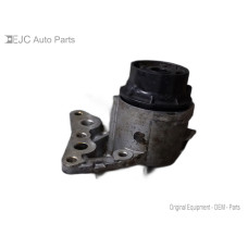 233U213 Engine Oil Filter Housing For 17-19 Toyota Corolla  1.8 156090T060 Gas