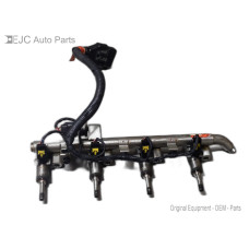 238A114 Fuel Injectors Set With Rail For 17-19 Kia Soul  2.0 353502E520 Gas