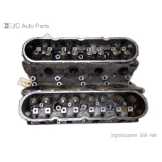 #PAIR706 Pair of Cylinder Heads For 99-06 Chevrolet Silverado 1500  5.3 706 Gas