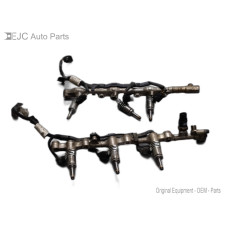 240Y327 Direct Fuel Injectors Set With Rail For 16-23 Toyota Tacoma Limited 3.5 232500P090 Gas