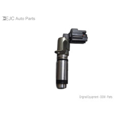 245D337 Variable Valve Timing Solenoid For 11-16 Volvo S60  3.0 7G9N9M424AA Turbo