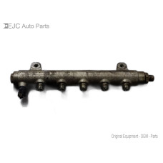 245L322 Left Fuel Rail For 04-05 Chevrolet Silverado 2500 HD  6.6 8973036591 Diesel