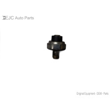 251J225 Engine Oil Pressure Sensor For 12-14 Subaru Impreza  2.0 25240KA051 Gas