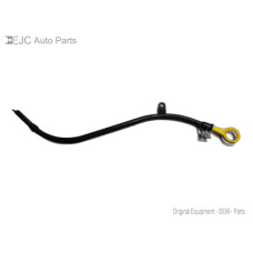 262Z319 Engine Oil Dipstick With Tube For 09-18 Volkswagen Tiguan  2.0 06J115630K Turbo